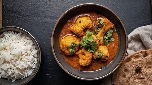 Island curry by Island Plates